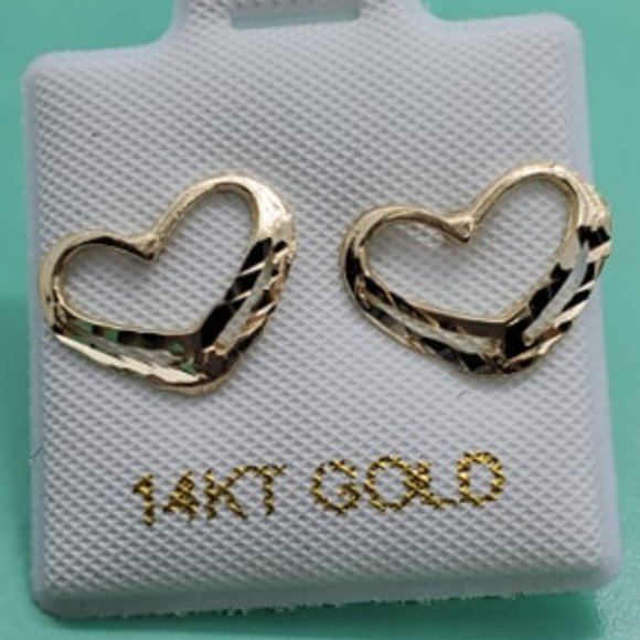 Jewelry - 14 KT Gold Heart Earrings